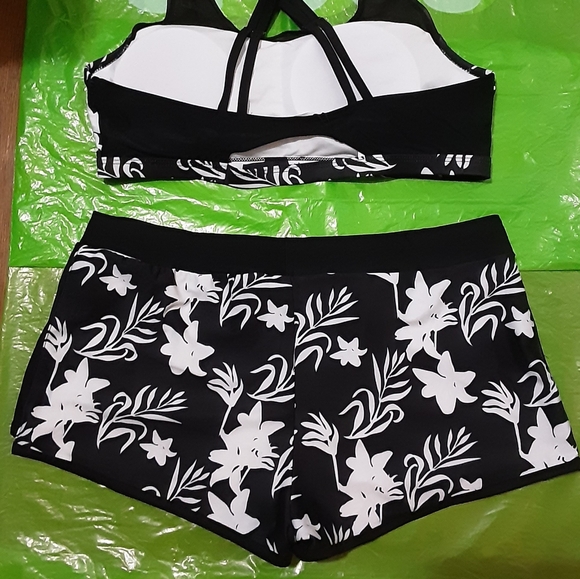 Wenly Zeng Womens Sporty Floral Print Two Piece Swimsuits with Mesh X Back Tops - Picture 11 of 16